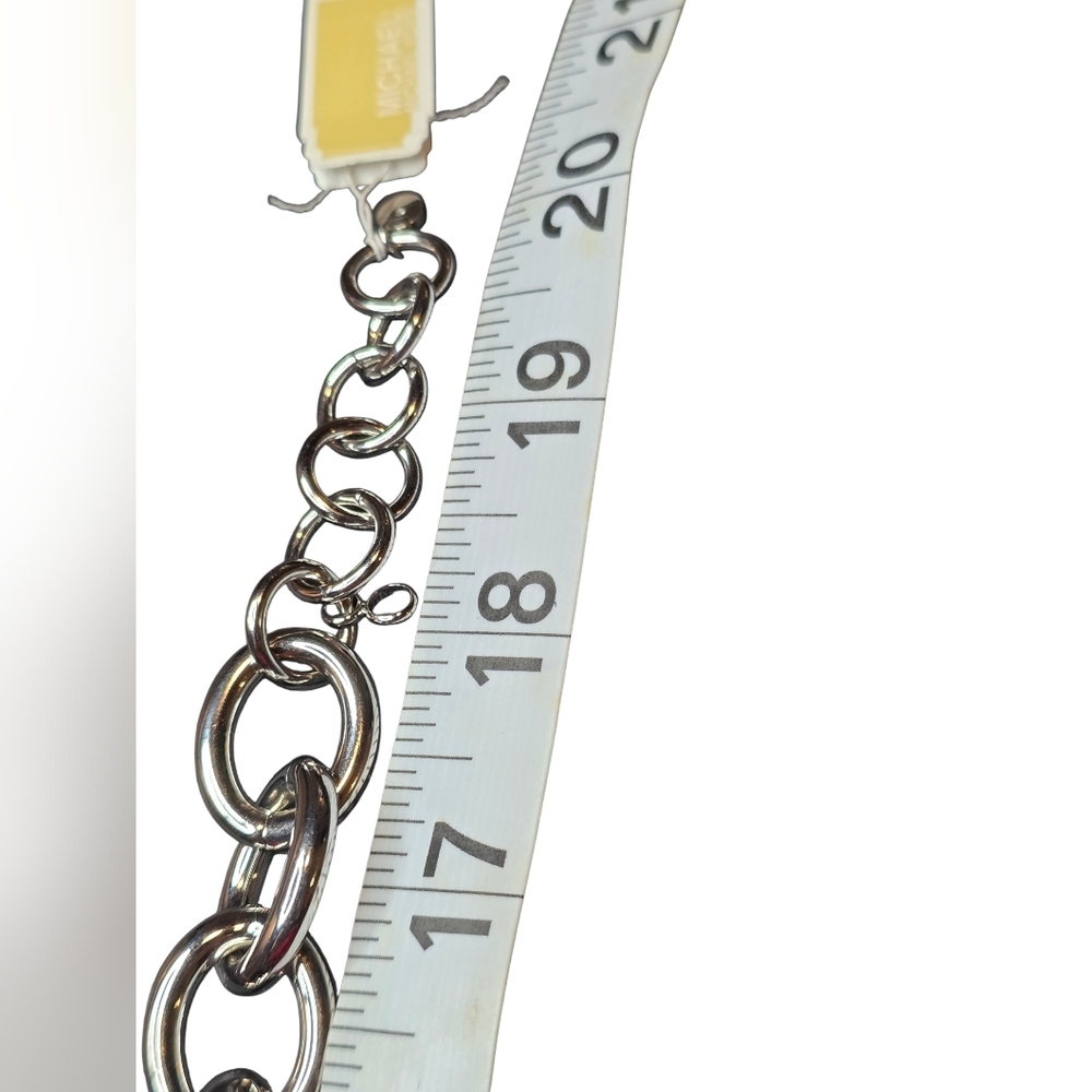 New Michael Kors Shiny Silver Chain Necklace Retails $250 - Picture 3 of 4